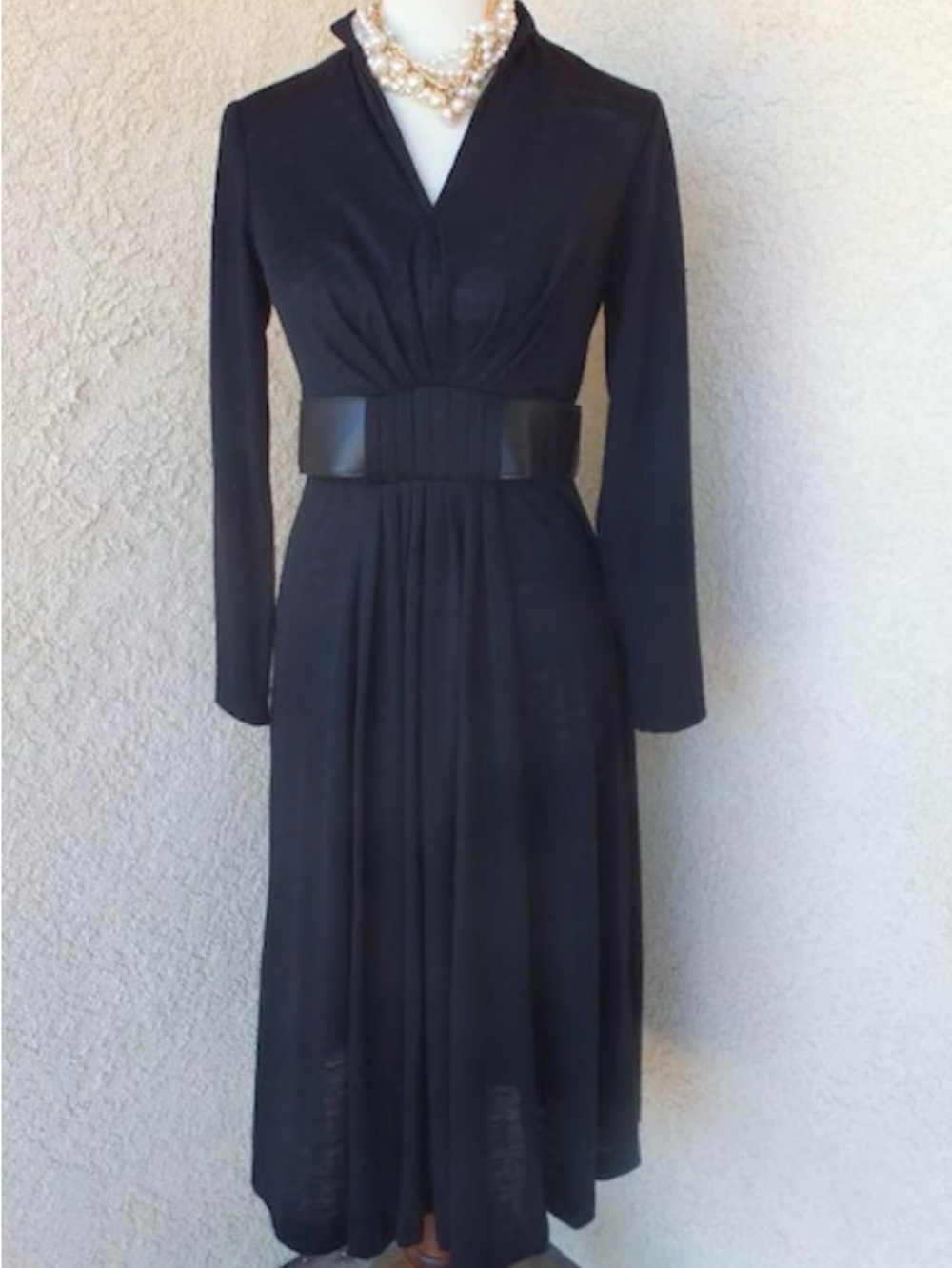 Act 1 Vintage 1980’s Black Long-Sleeve Secretary Dress.